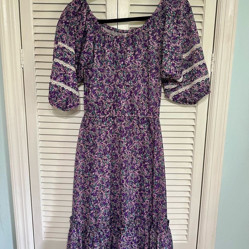 1970s Floral Purple Dress